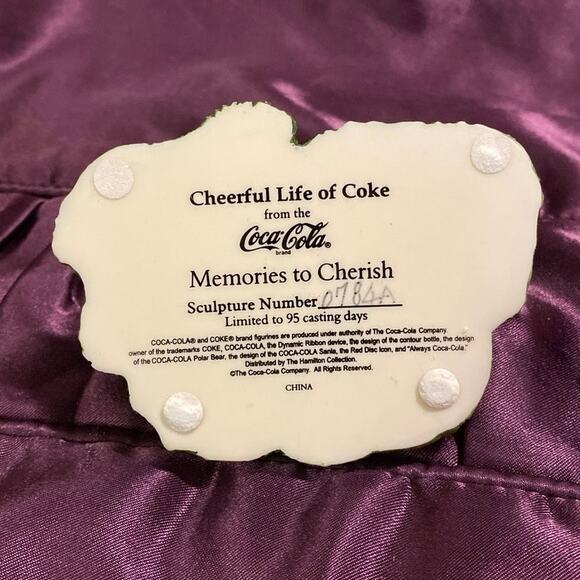 Cheerful Life of Coke Coca-Cola Memories to Cherish Bear Dog YoYo Coca Cola Ice - Picture 10 of 10